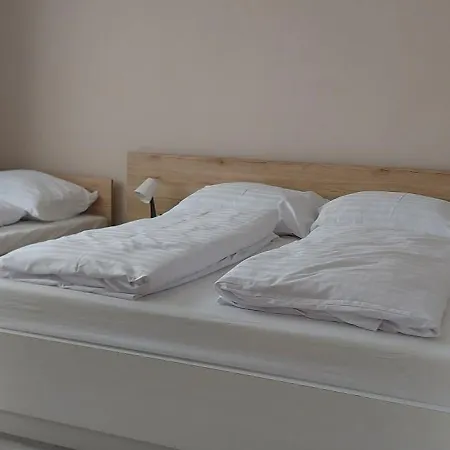 Relax For Apartmanhaz Lägenhet Cserkeszőlő